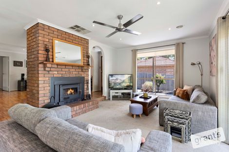 Property photo of 19 Andene Drive Narre Warren VIC 3805
