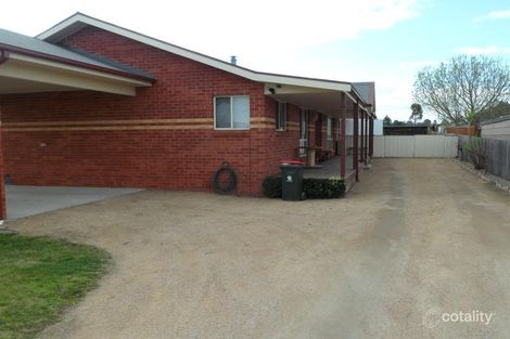 Property photo of 10 Callistemon Court Lucknow VIC 3875