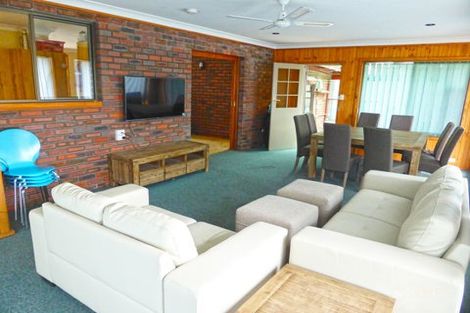 Property photo of 16 The Triangle Culburra Beach NSW 2540