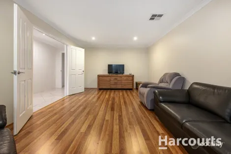 Property photo of 69 Archimedes Crescent Tapping WA 6065