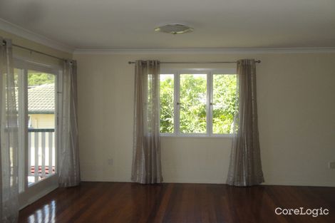 Property photo of 32 Chingford Street Chermside West QLD 4032