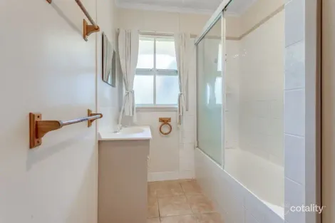 Property photo of 10 Edwin Street Redcliffe QLD 4020