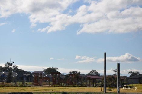 Property photo of 6 Aleman Green Mernda VIC 3754