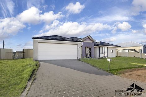 Property photo of 30 Castlefin Road Utakarra WA 6530
