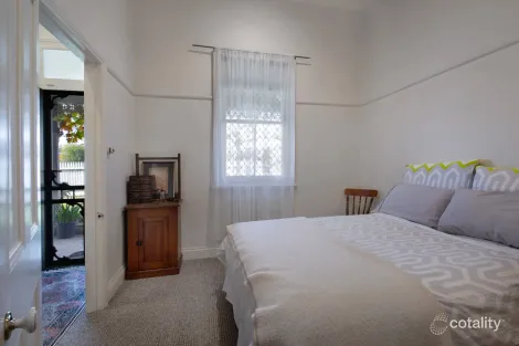 Property photo of 120 Victoria Street Eaglehawk VIC 3556