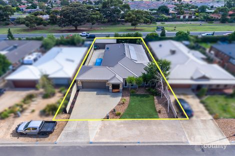 Property photo of 11 Alice Close Bacchus Marsh VIC 3340