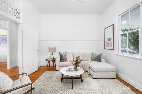 Property photo of 42 Railway Terrace Dutton Park QLD 4102