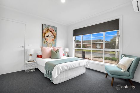 Property photo of 16A Scotsburn Grove Werribee VIC 3030
