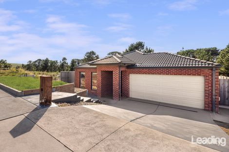 24 Retreat Cres, Sunbury, VIC 3429