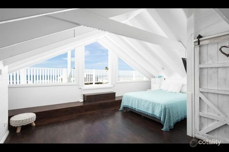 Property photo of 18 Coledale Avenue Coledale NSW 2515