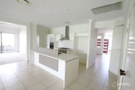 Property photo of 17 Zeus Circuit Coomera QLD 4209