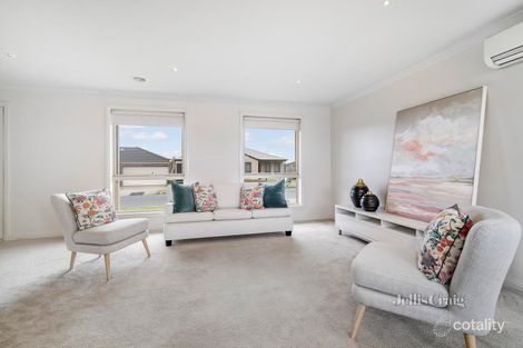 Property photo of 52 Ashwood Gardens Mitchell Park VIC 3355