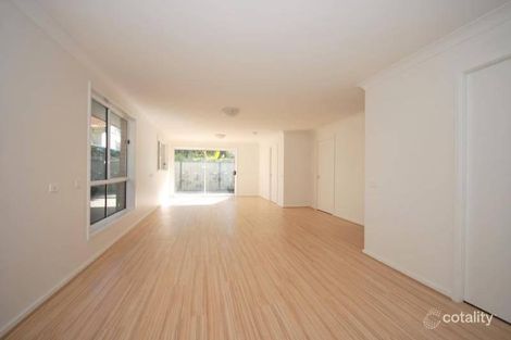 Property photo of 4/19 Pacific Highway Ourimbah NSW 2258