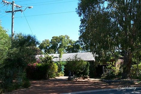 7 Standing Rd, Lesmurdie, WA 6076