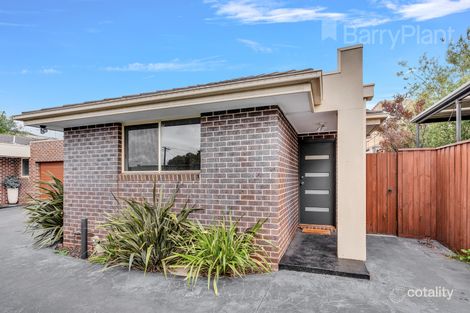 Property photo of 2/54 Lane Crescent Reservoir VIC 3073
