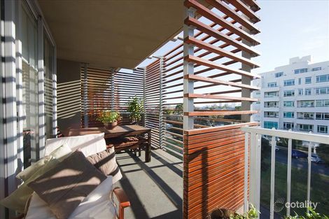 305/1 Danks St W, Port Melbourne, VIC 3207