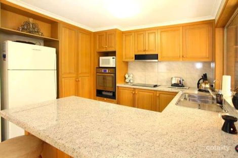Property photo of 10 Oakleigh Circuit Robina QLD 4226