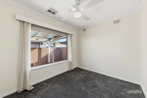 Property photo of 21 Dodd Avenue Port Noarlunga SA 5167