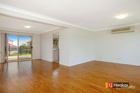 Property photo of 33 Glenbawn Place Woodcroft NSW 2767