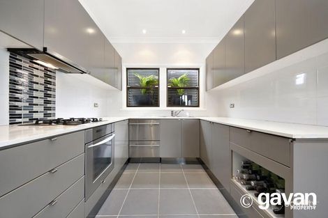 Property photo of 16 Highland Road Peakhurst NSW 2210