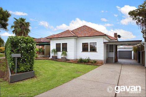 Property photo of 16 Highland Road Peakhurst NSW 2210