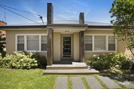 9 Carolyn St, Hampton, VIC 3188