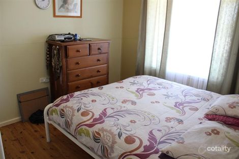 Property photo of 16 Cross Street Bathurst NSW 2795
