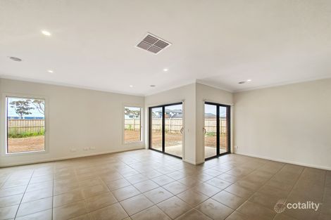 Property photo of 35 Buttermint Crescent Manor Lakes VIC 3024