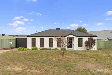 Property photo of 3 Carlisle Place Ironbark VIC 3550