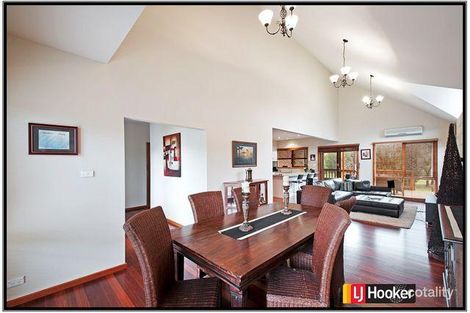 Property photo of 16 Kurrama Close Ngunnawal ACT 2913