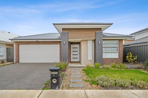 11 Parakeet St, Clyde North, VIC 3978