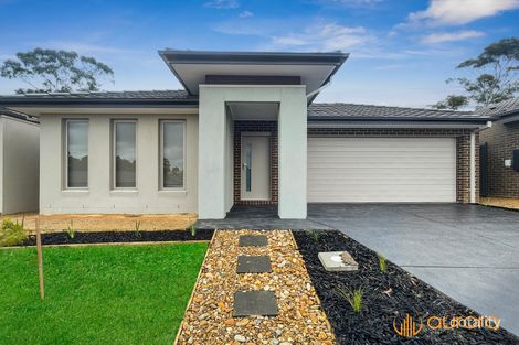 19 Silverstar St, Pakenham, VIC 3810