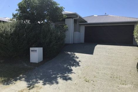 9 Saint Helen Cres, Warner, QLD 4500