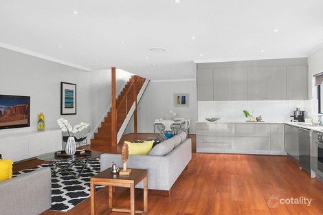 32 Yarrabee Rd, Winston Hills, NSW 2153