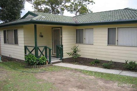 22 Spencer Rd, Mannering Park, NSW 2259