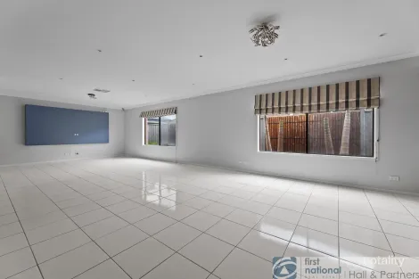Property photo of 83 Westwood Boulevard Keysborough VIC 3173