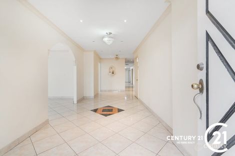 Property photo of 10 Domenico Close West Hoxton NSW 2171