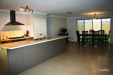 152 Amherst Rd, Canning Vale, WA 6155