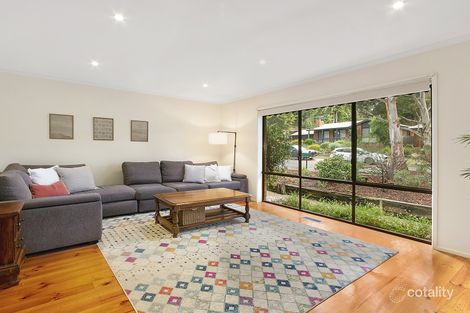 Property photo of 6 Shrubby Walk Croydon South VIC 3136