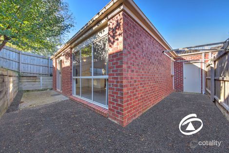 5/8 Mcclenaghan Pl, Pakenham, VIC 3810