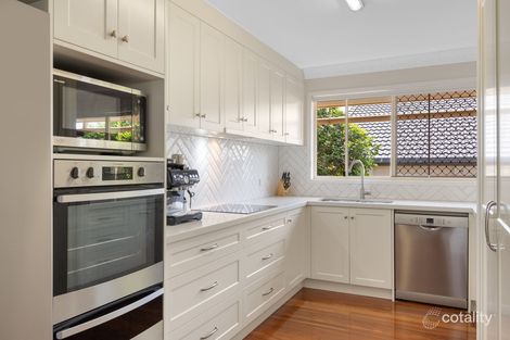 Property photo of 8 Walnut Close Yamanto QLD 4305