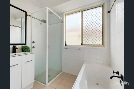 Property photo of 8 Corvette Close Rutherford NSW 2320
