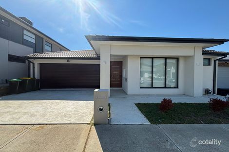 17 Roseneath Way, Mickleham, VIC 3064