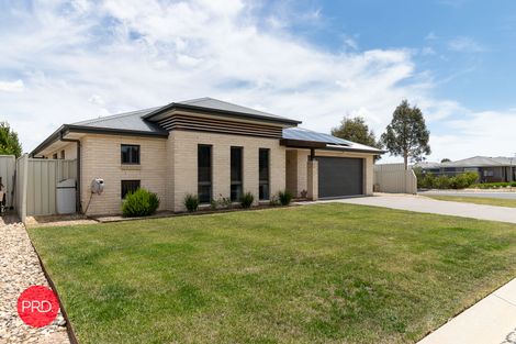 2 Murray Grey Pl, Bungendore, NSW 2621