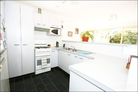 Property photo of 4/27 Elm Way Jerrabomberra NSW 2619