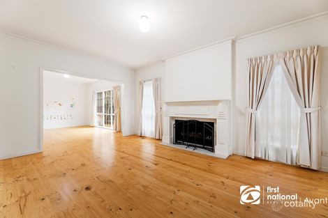 Property photo of 42 Kwinana Street Glen Waverley VIC 3150