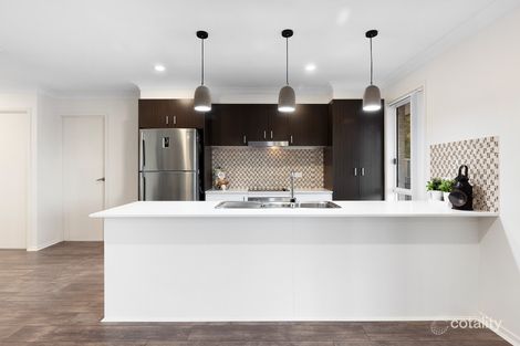 Property photo of 32 Yarborough Road Cameron Park NSW 2285