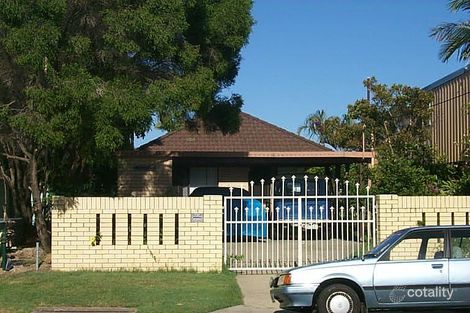 14 Back St, Biggera Waters, QLD 4216