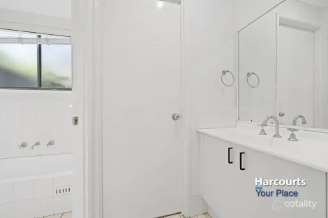 Property photo of 5 Radford Place Oakhurst NSW 2761