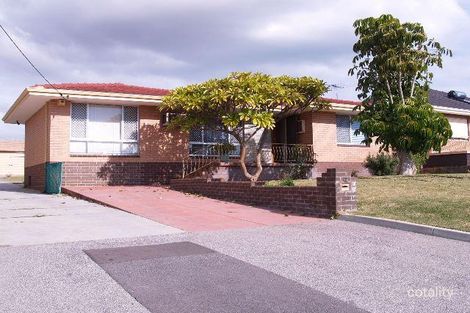 11 Blackwood Ave, Hamilton Hill, WA 6163